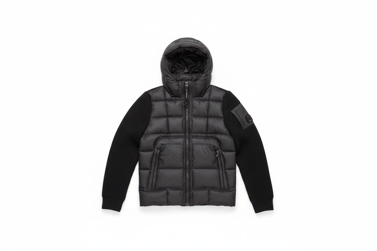 Cardigan CP Company noir fond blanc