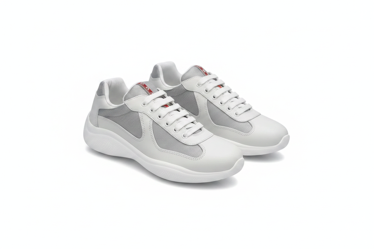 Prada America Cup – fond blanc
