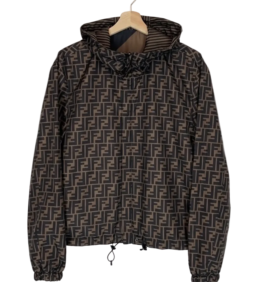 Veste Fendi fond blanc
