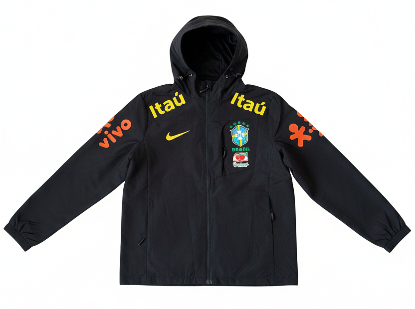 Veste noire Nike Brasil entière sur fond blanc