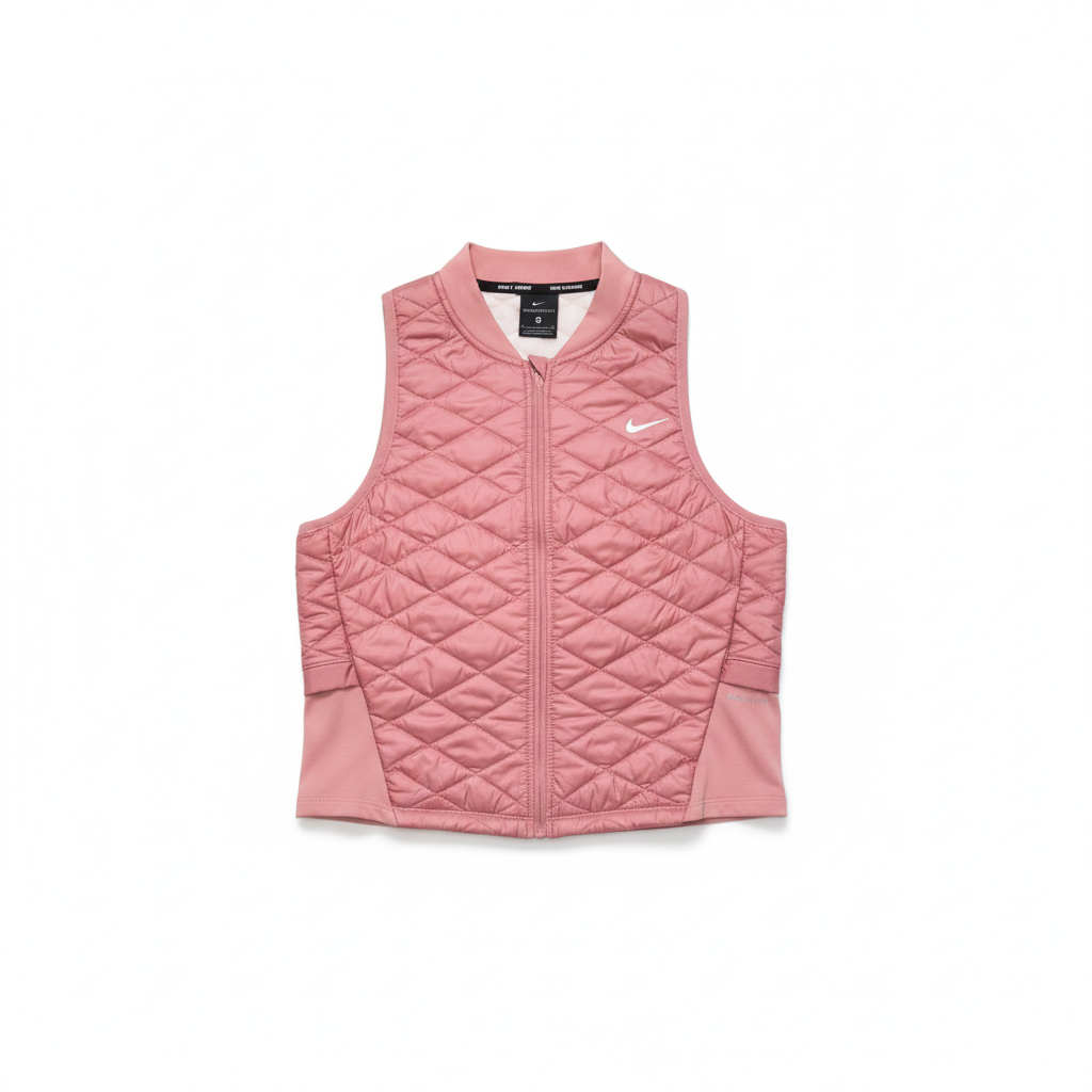 Veste sans manches rose matelassée avec fond blanc